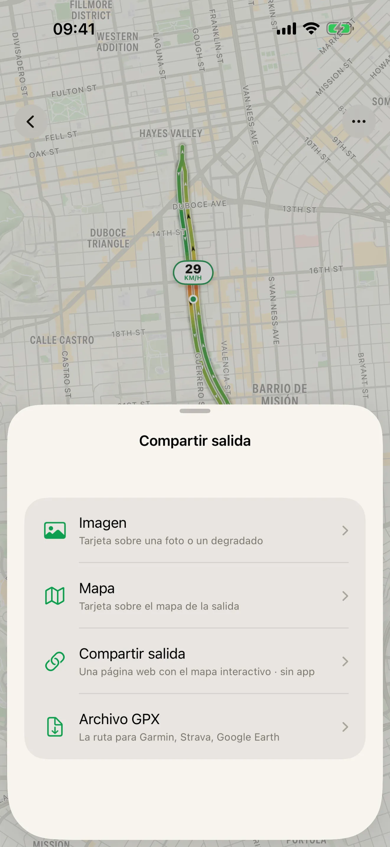 La hoja «Compartir salida» de Roveri sobre el mapa de una salida, con «Imagen», «Mapa», «Compartir salida» — una página web con el mapa interactivo — y «Archivo GPX»
